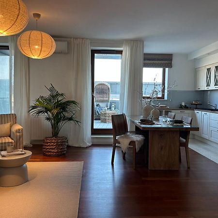 Sea Towers Apartament 27- Min 2 Noce Gdynia Eksteriør billede